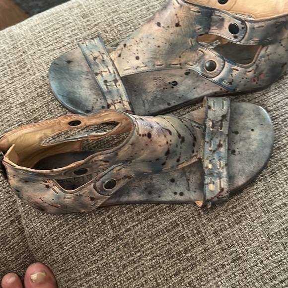 Bedstu Sandals 8.5​ - Picture 6 of 7